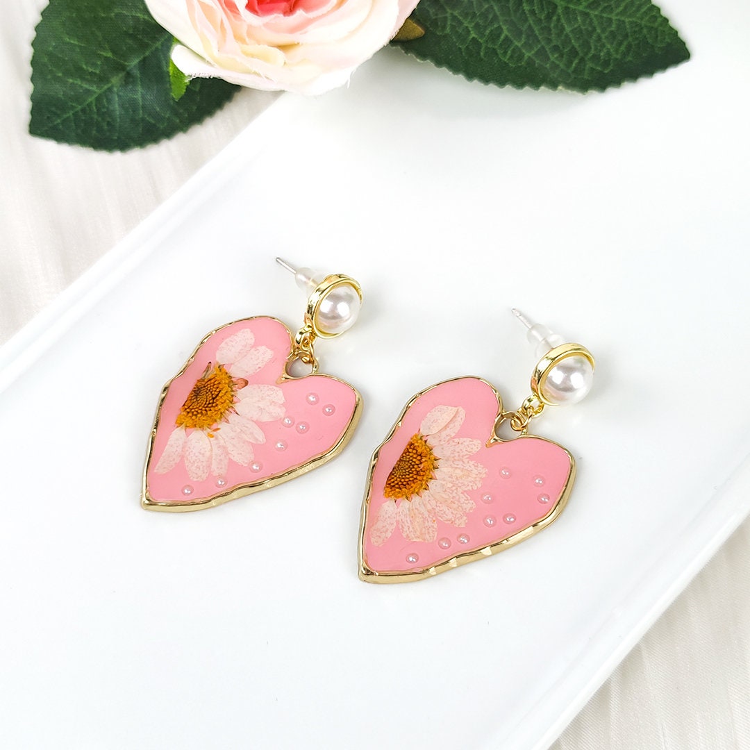 Handmade  Dried flower Pink  Love Heart Earrings |White  Daisy  Flowers | Real Flower Jewelry  | Fresh Earrings For Teen Girls